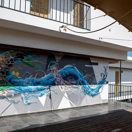 Wot Surf Social Ostello Ericeira