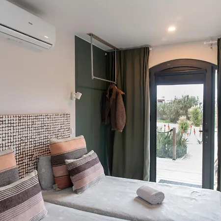 Ostello Wot Surf Social