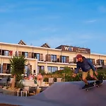 Albergue Wot Surf Social *