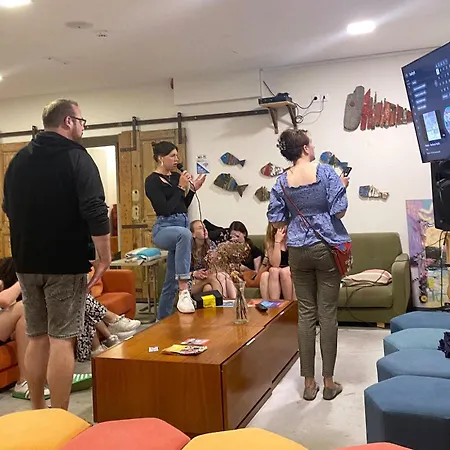 Wot Surf Social Hostel Ericeira