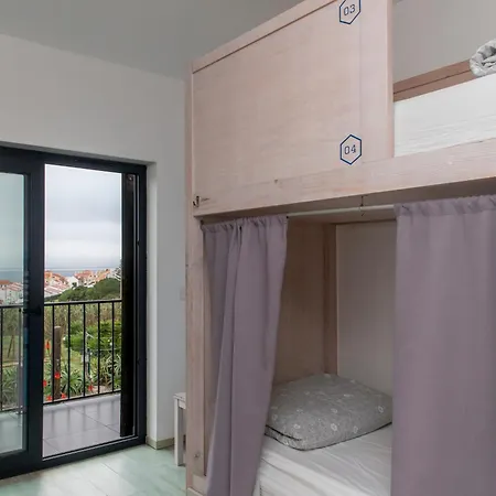 Hostel Wot Surf Social Ericeira