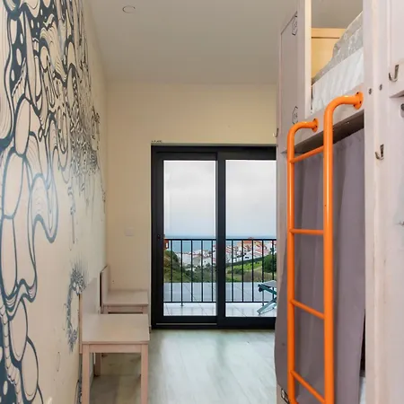 Hostel Wot Surf Social *