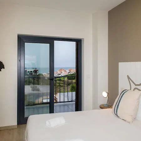 Hostel Wot Surf Social Ericeira