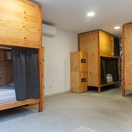 Hostel Wot Surf Social *