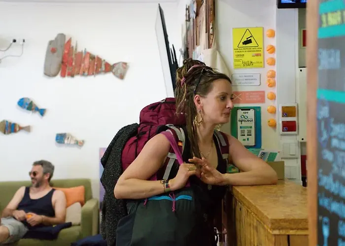 Wot Surf Social Albergue