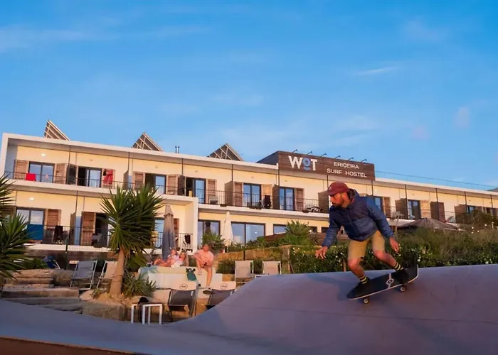 Hostal Wot Surf Social *