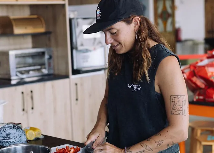 Hostal Wot Surf Social *