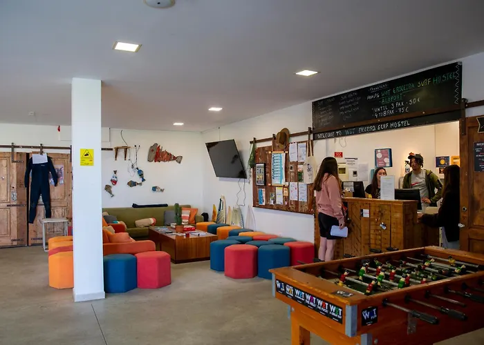 Hostal Wot Surf Social *