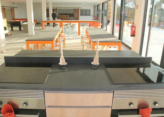 Hostal Wot Surf Social